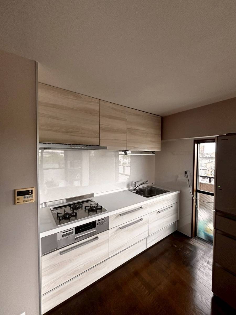 和光市　システムキッチン入替えアフター