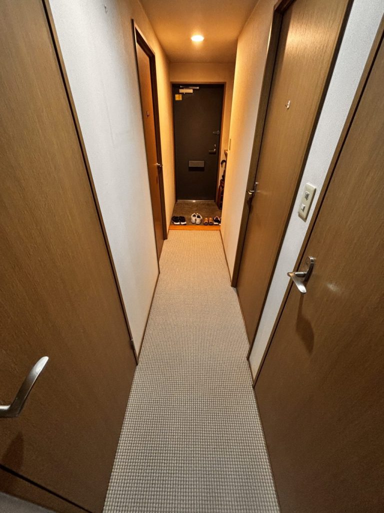 草加市　ジュータン張り替え工事