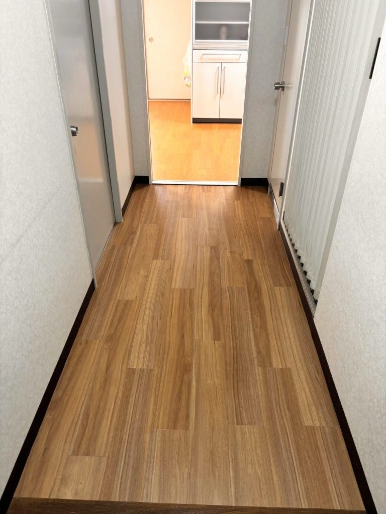 川口市　ジュータンからフロアタイルアフター