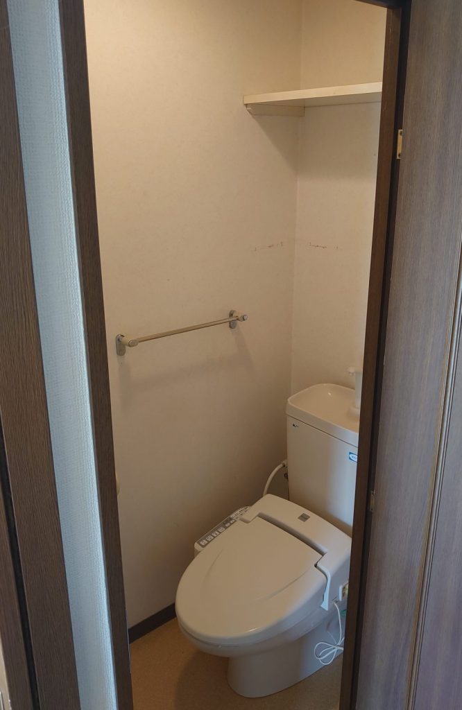 さいたま市　リノベ③トイレクロス