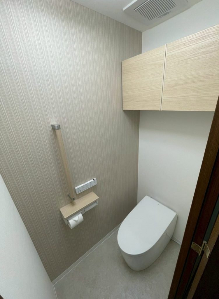 さいたま市　リノベ③トイレクロス