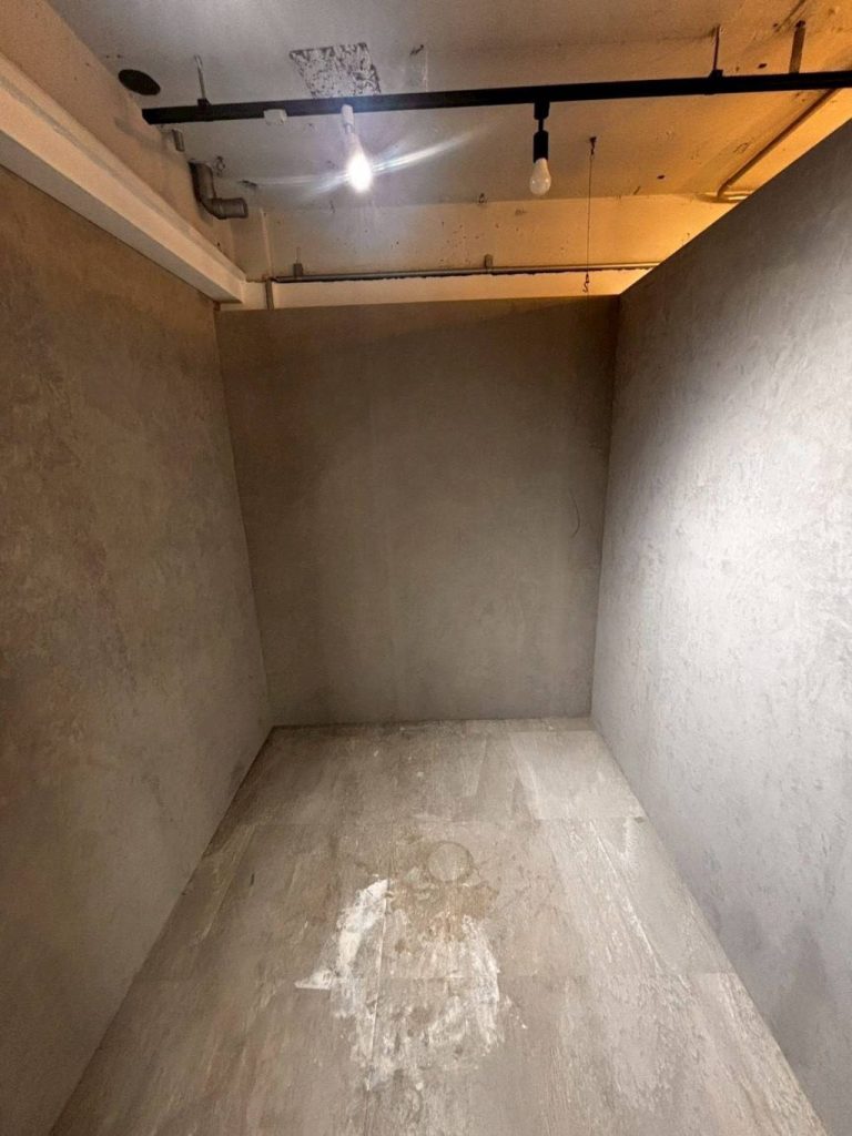 東京都　店舗の内装