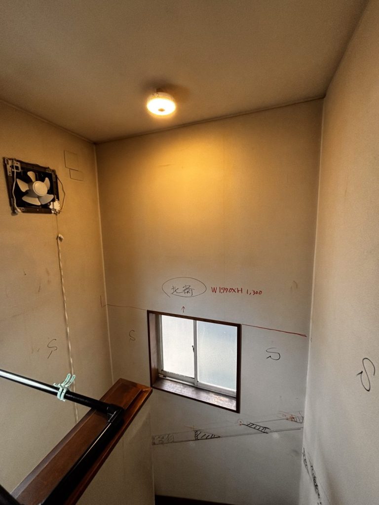 川口市　グラフィッククロス