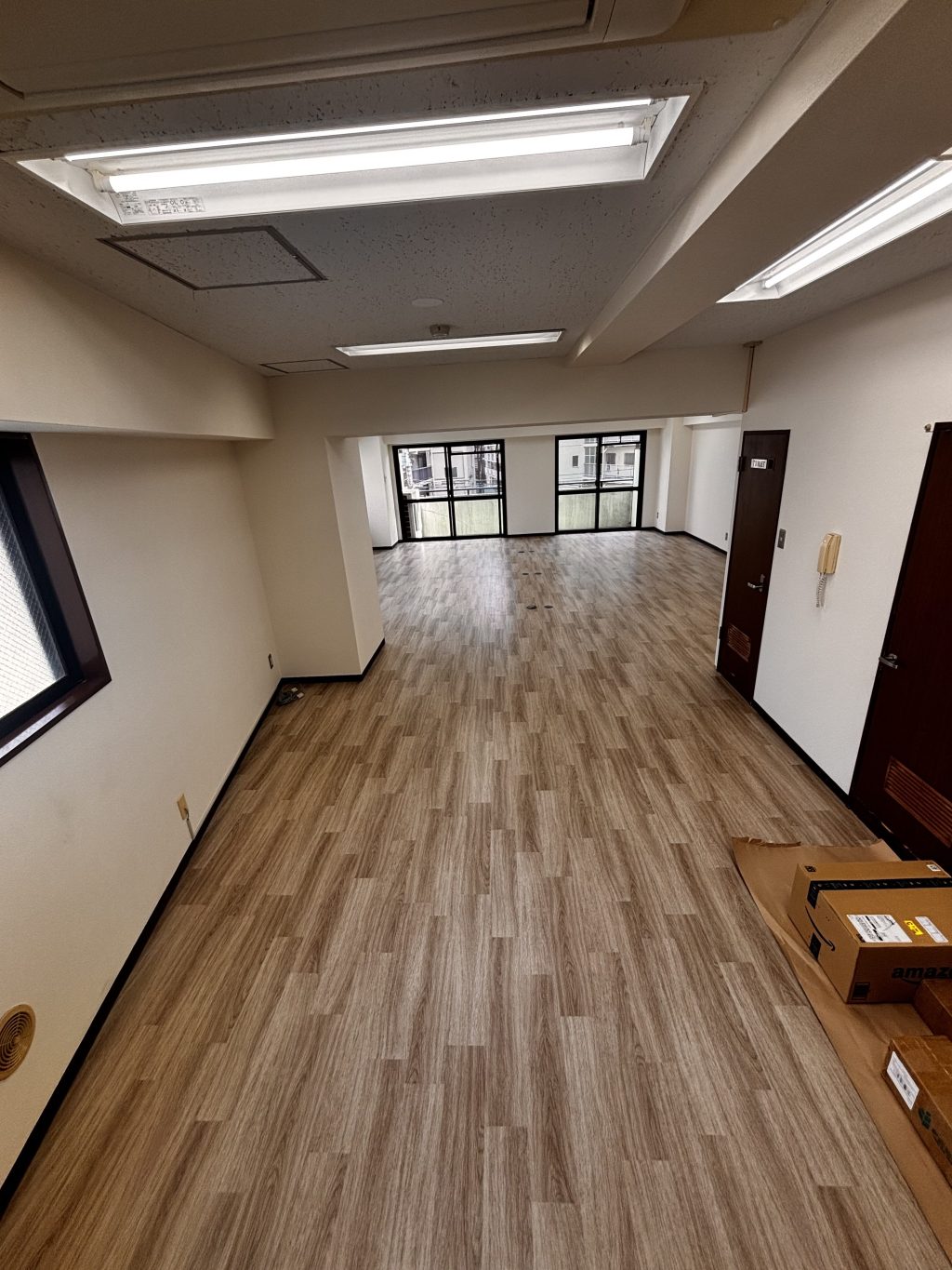 川口市　ピラティススタジオ　長尺シート工事アフター